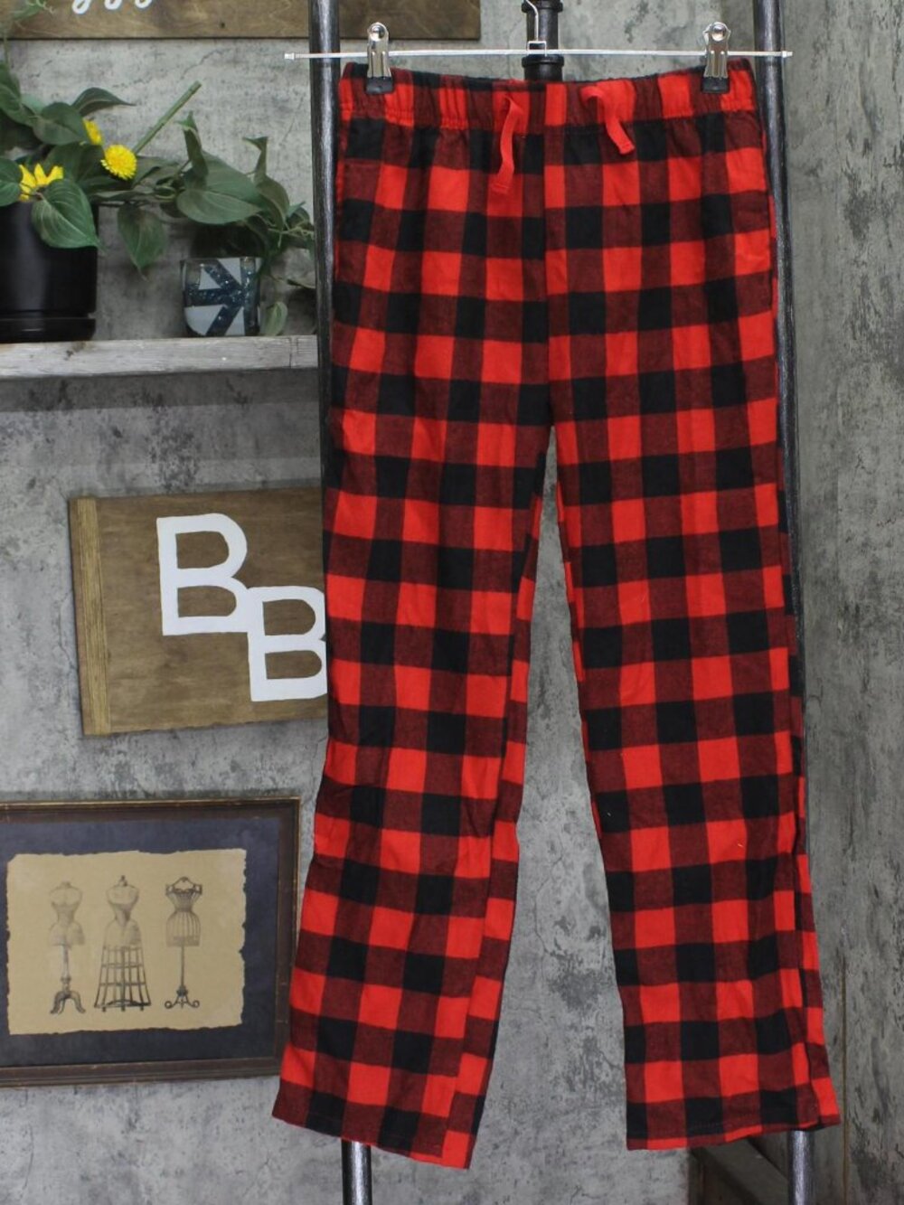 NEW Max And Olivia Boys Plaid Lumberjack Pajama Pants Red / Black L (12/14)